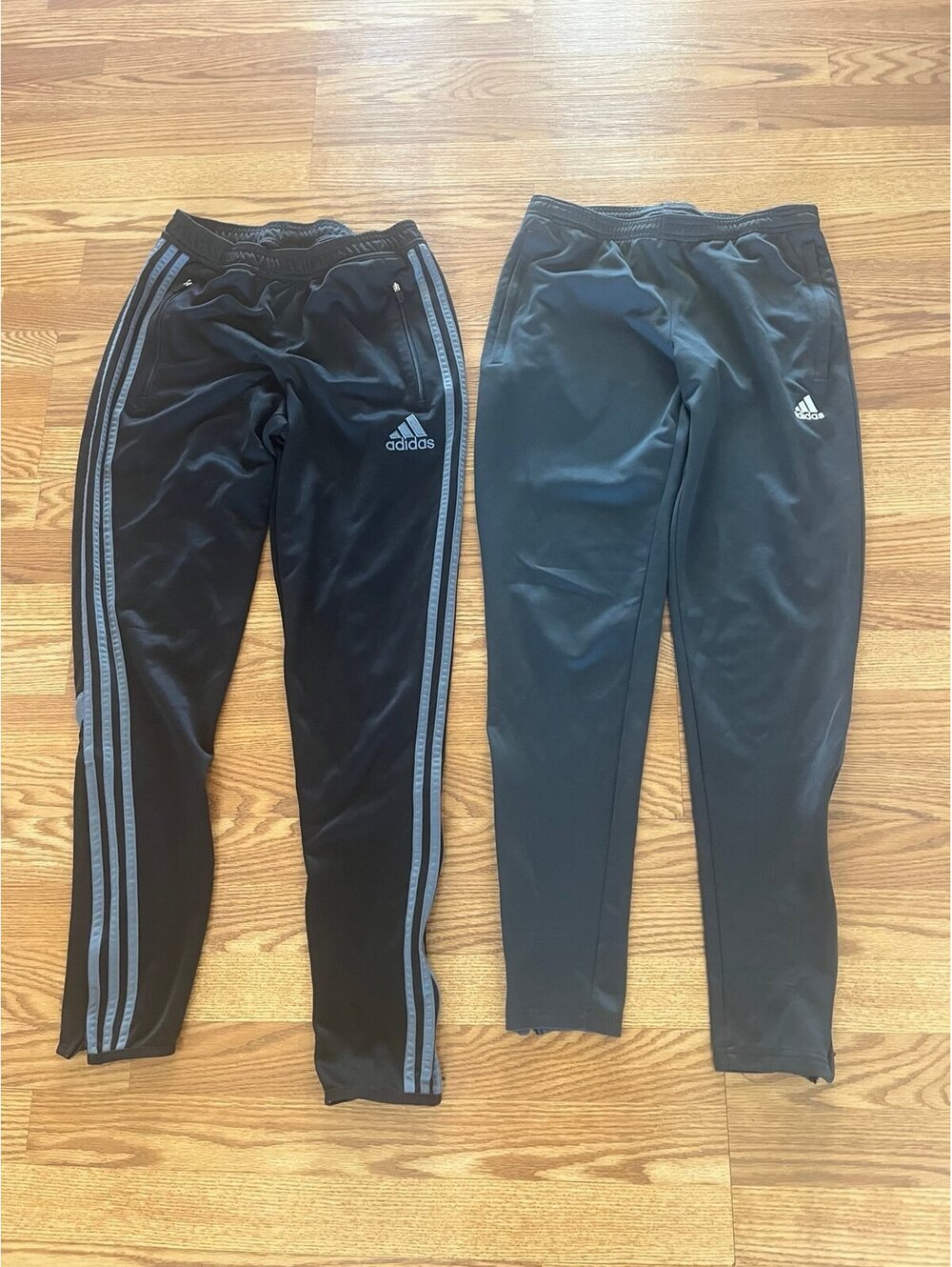Women’s Adidas warm up pants (small)